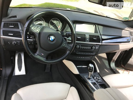 BMW X6 M 2012  випуску Дніпро з двигуном 0 л  позашляховик  за 51000 долл. 