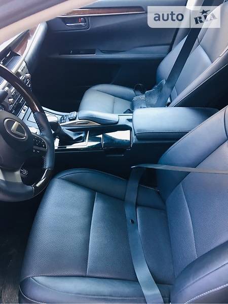 Lexus ES 350 2016  випуску Тернопіль з двигуном 3.5 л бензин седан автомат за 31000 долл. 