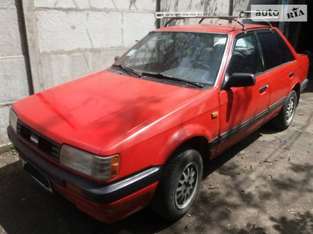 Mazda 323 1985  випуску Запоріжжя з двигуном 0 л газ седан механіка за 800 долл. 