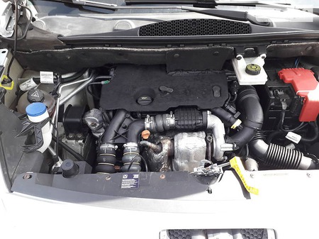 Peugeot Partner 2011  випуску Одеса з двигуном 1.5 л дизель мінівен механіка за 9200 долл. 