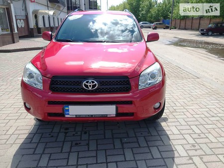 Toyota RAV 4 2006  випуску Полтава з двигуном 2 л газ позашляховик автомат за 9000 долл. 