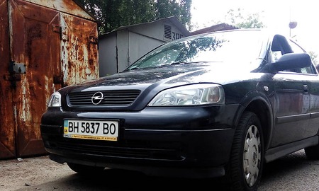 Opel Astra 2008  випуску Одеса з двигуном 1.6 л бензин седан механіка за 6300 долл. 