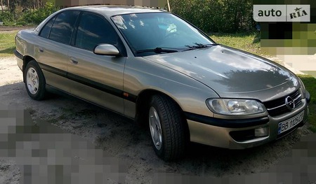 Opel Omega 1999  випуску Луганськ з двигуном 2 л  седан  за 4000 долл. 