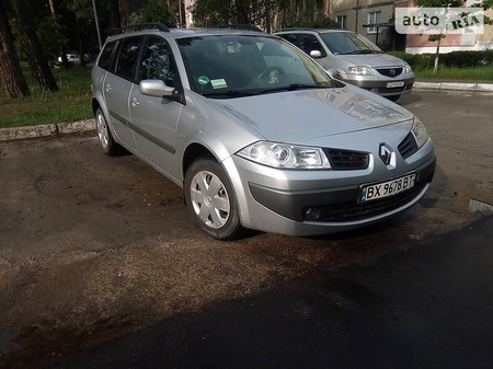 Renault Megane 2006  випуску Хмельницький з двигуном 0 л дизель універсал механіка за 6100 долл. 