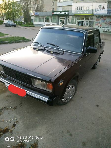 Lada 2105 1992  випуску Житомир з двигуном 1.3 л бензин седан механіка за 1200 долл. 