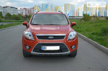 Ford Kuga 2011  випуску Київ з двигуном 2.5 л газ позашляховик автомат за 14550 долл. 