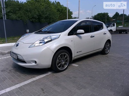 Nissan Leaf 2014  випуску Харків з двигуном 0 л електро хэтчбек автомат за 11400 долл. 