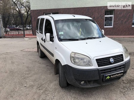 Fiat Doblo 2005  випуску Миколаїв з двигуном 1.3 л дизель мінівен механіка за 4900 долл. 