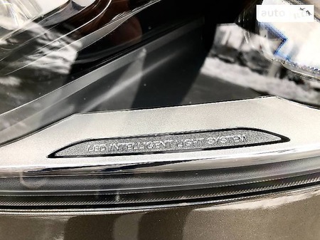 Mercedes-Benz V 250 2016  випуску Івано-Франківськ з двигуном 2.2 л дизель мінівен автомат за 44900 долл. 