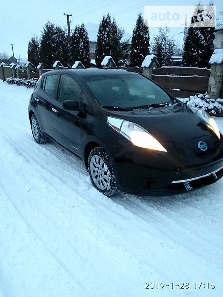 Nissan Leaf 2014  випуску Рівне з двигуном 0 л електро хэтчбек автомат за 14499 долл. 