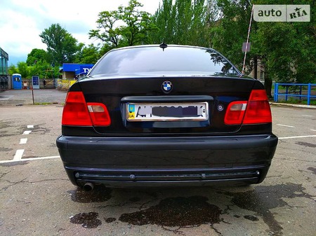 BMW 320 2002  випуску Донецьк з двигуном 0 л бензин седан автомат за 7000 долл. 