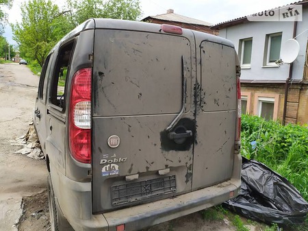 Fiat Doblo 2011  випуску Харків з двигуном 1.4 л газ універсал механіка за 1850 долл. 