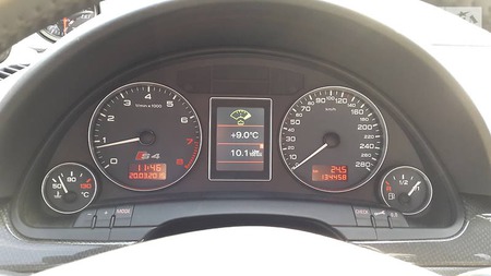 Audi S4 Saloon 2004  випуску Київ з двигуном 4.2 л бензин седан механіка за 13500 долл. 