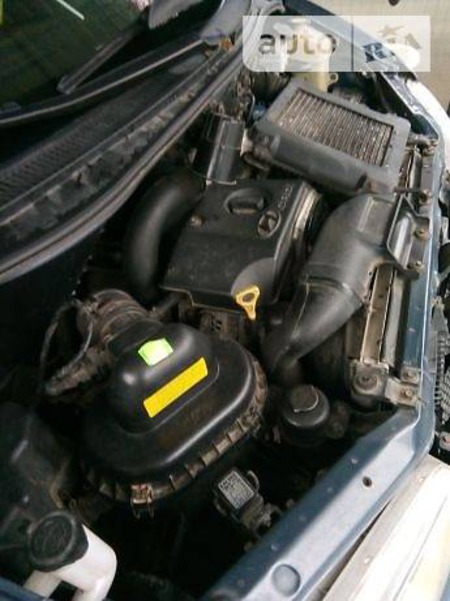 Hyundai H-1 2006  випуску Хмельницький з двигуном 2.5 л дизель мінівен механіка за 6500 долл. 