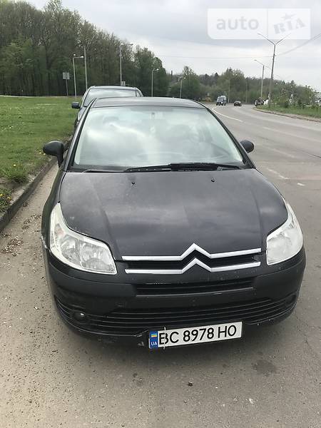 Citroen C4 2007  випуску Львів з двигуном 1.6 л дизель хэтчбек механіка за 4400 долл. 