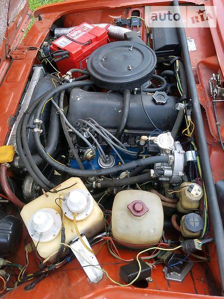 Lada 2105 1984  випуску Львів з двигуном 1.2 л газ седан механіка за 1500 долл. 
