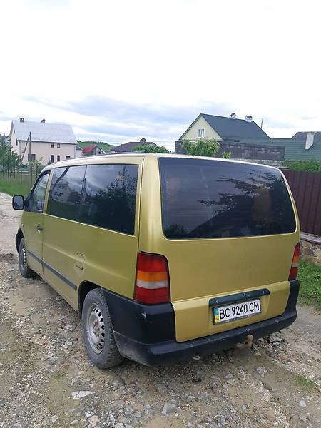 Mercedes-Benz Vito 2002  випуску Львів з двигуном 2.2 л дизель мінівен механіка за 4300 долл. 