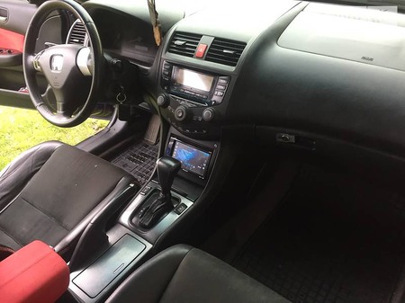 Honda Accord 2004  випуску Чернігів з двигуном 2 л газ седан автомат за 6850 долл. 