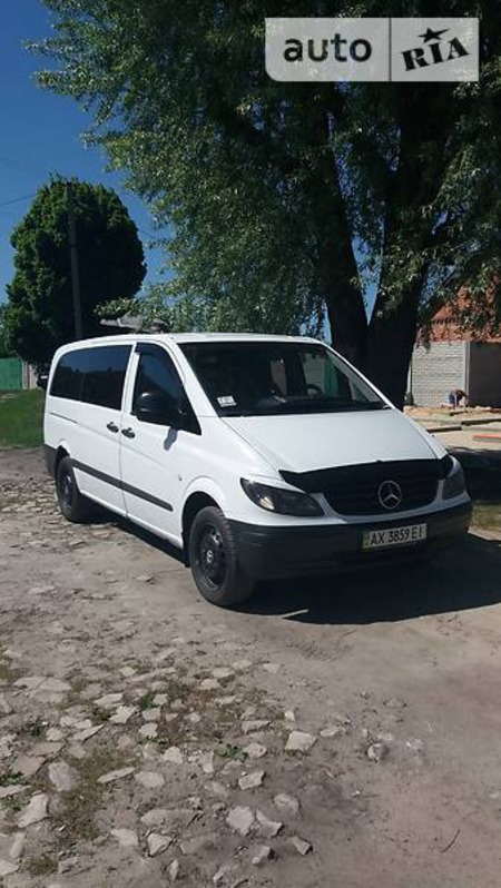 Mercedes-Benz Vito 2004  випуску Харків з двигуном 2.2 л дизель  механіка за 6800 долл. 