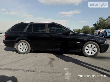 BMW 525 2003  випуску Запоріжжя з двигуном 2.5 л дизель універсал автомат за 2200 долл. 