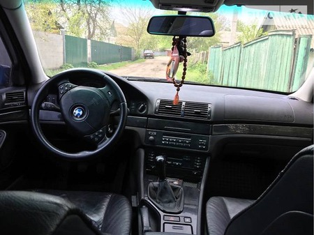 BMW 520 1999  випуску Чернігів з двигуном 2 л бензин  механіка за 6500 долл. 