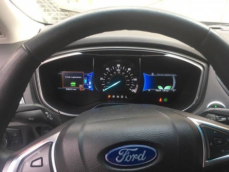 Ford Fusion 2015  випуску Дніпро з двигуном 0 л гібрид седан автомат за 15300 долл. 