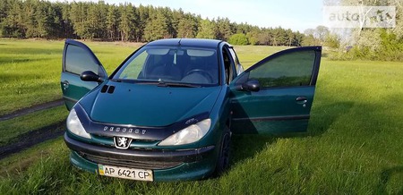 Peugeot 206 1998  випуску Полтава з двигуном 1.1 л бензин хэтчбек механіка за 3000 долл. 