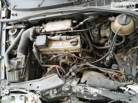 Volkswagen Golf GTI 1994  випуску Київ з двигуном 2 л бензин хэтчбек механіка за 1400 долл. 