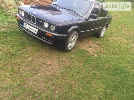 BMW 318 1988  випуску Івано-Франківськ з двигуном 1.8 л бензин седан механіка за 3550 долл. 