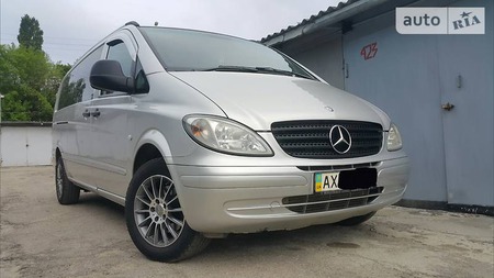 Mercedes-Benz Vito 2008  випуску Харків з двигуном 2.2 л дизель мінівен механіка за 11300 долл. 