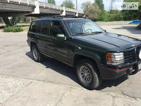 Jeep Grand Cherokee 1995  випуску Дніпро з двигуном 5.2 л газ позашляховик автомат за 6000 долл. 