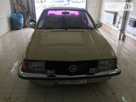 Opel Rekord 1980  випуску Вінниця з двигуном 2 л газ седан механіка за 1000 долл. 