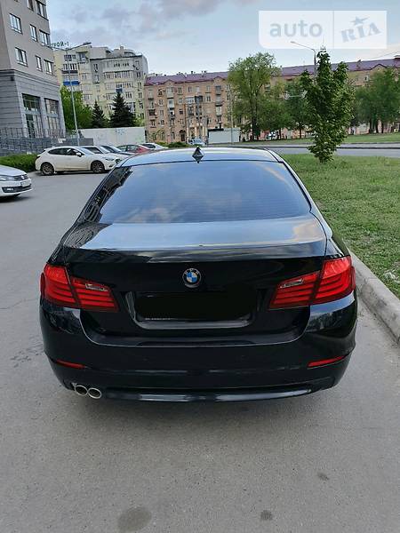 BMW 520 2012  випуску Харків з двигуном 2 л дизель седан автомат за 19900 долл. 