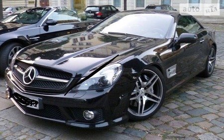 Mercedes-Benz SL 63 AMG 2009  випуску Київ з двигуном 6.3 л бензин кабріолет автомат за 45000 долл. 