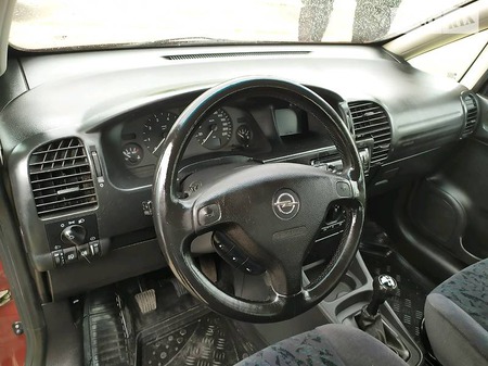 Opel Zafira Tourer 2002  випуску Луганськ з двигуном 1.8 л бензин мінівен механіка за 3700 долл. 