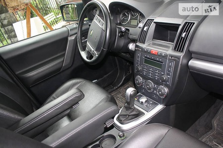 Land Rover Freelander 2010  випуску Львів з двигуном 2.2 л дизель позашляховик механіка за 13800 долл. 
