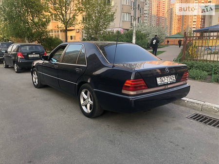 Mercedes-Benz S 500 1992  випуску Київ з двигуном 5 л бензин седан автомат за 6400 долл. 