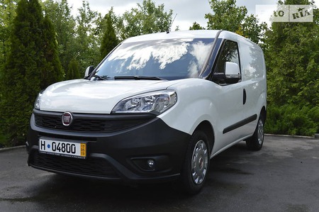 Fiat Doblo 2016  випуску Харків з двигуном 1.3 л дизель мінівен механіка за 7700 долл. 