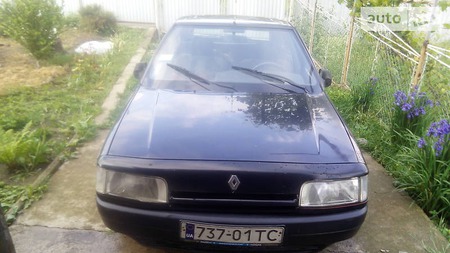 Renault 21 1990  випуску Івано-Франківськ з двигуном 1.7 л бензин седан механіка за 550 долл. 