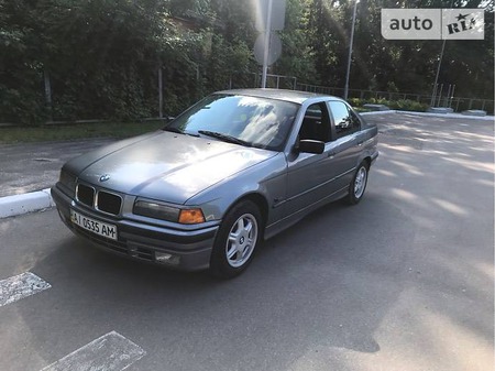 BMW 316 1996  випуску Чернігів з двигуном 1.6 л газ седан механіка за 4200 долл. 
