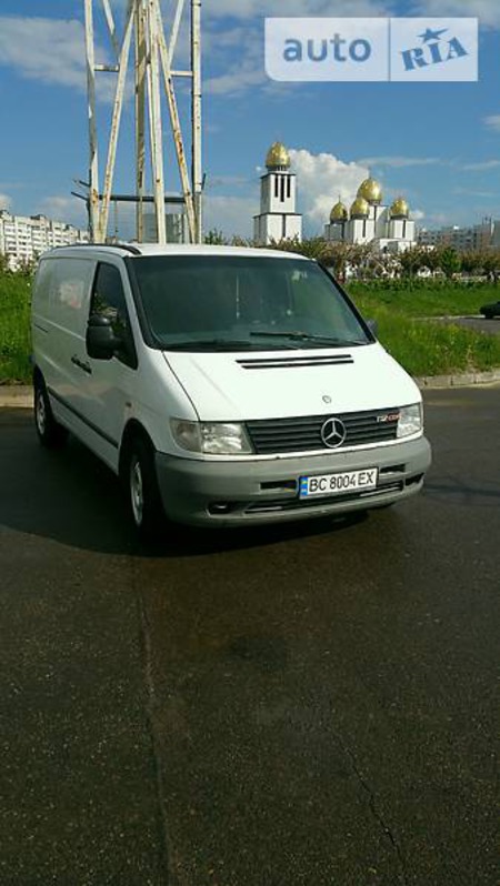 Mercedes-Benz Vito 2002  випуску Львів з двигуном 2.2 л дизель мінівен механіка за 4950 долл. 