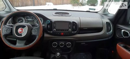 Fiat 500 L 2014  випуску Львів з двигуном 1.4 л бензин хэтчбек автомат за 9700 долл. 