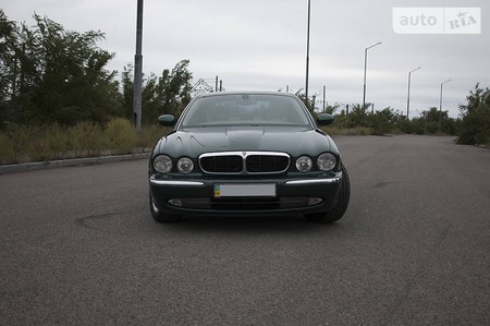 Jaguar XJ 2003  випуску Запоріжжя з двигуном 3 л бензин седан автомат за 8900 долл. 