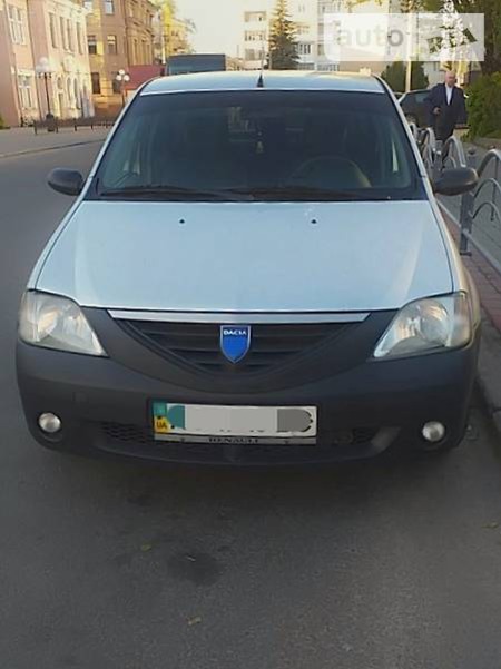 Dacia Logan 2006  випуску Луцьк з двигуном 1.6 л газ седан механіка за 3800 долл. 