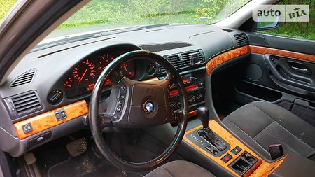 BMW 728 1998  випуску Луцьк з двигуном 2.8 л газ седан автомат за 1700 долл. 