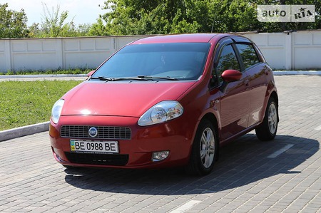 Fiat Punto 2008  випуску Одеса з двигуном 1.4 л бензин хэтчбек механіка за 4900 долл. 
