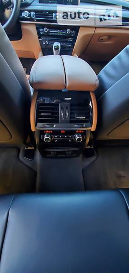 BMW X6 2017  випуску Дніпро з двигуном 3 л дизель позашляховик автомат за 86000 долл. 