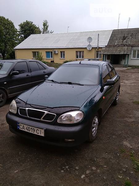 Daewoo Lanos 2006  випуску Черкаси з двигуном 1.5 л газ седан механіка за 3450 долл. 