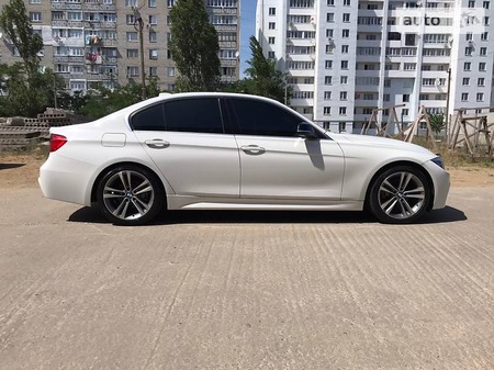 BMW 328 2014  випуску Одеса з двигуном 2 л бензин седан автомат за 19900 долл. 