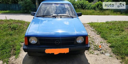 Opel Kadett 1983  випуску Вінниця з двигуном 1.4 л газ хэтчбек механіка за 1450 долл. 